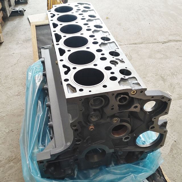Deutz 1013 Cylinder block 04282826  (5).jpg