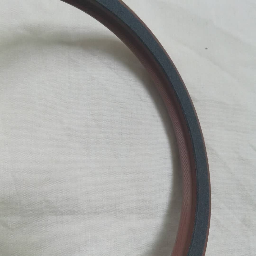 04253333 cranksfhat seal.jpg